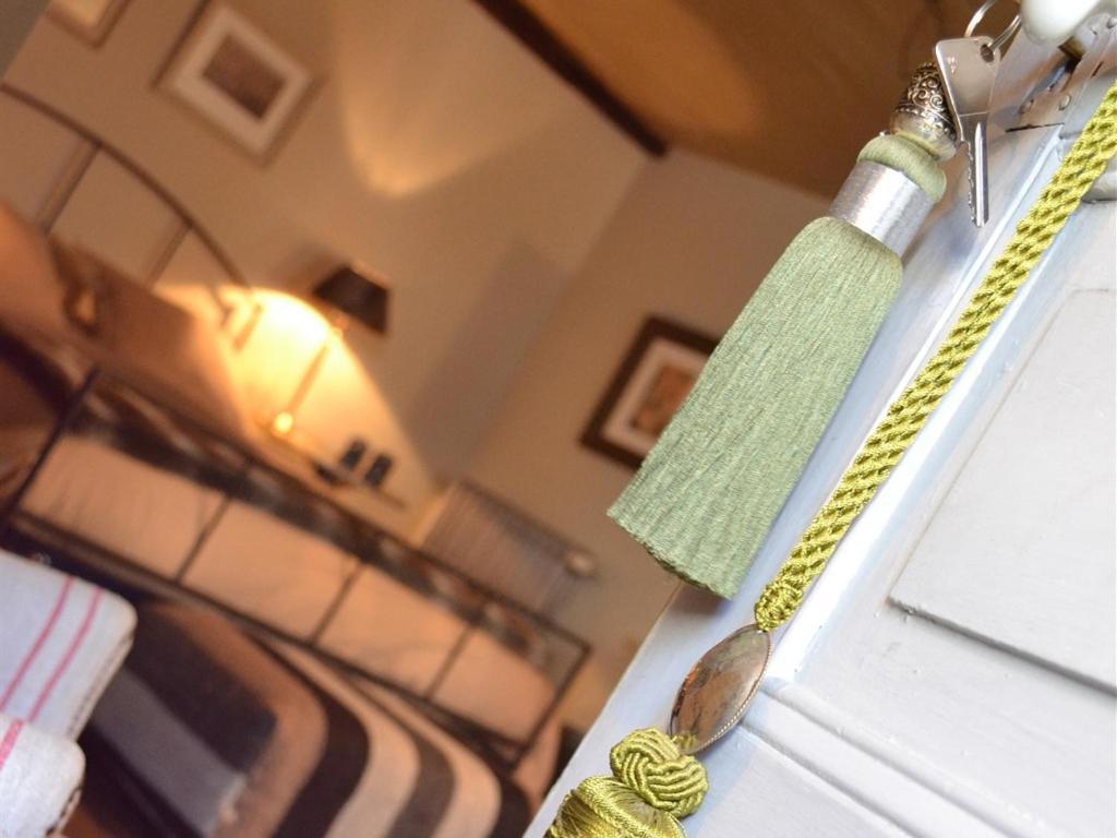 Le Petit Chou Hotel Entraygues-sur-Truyere Luaran gambar